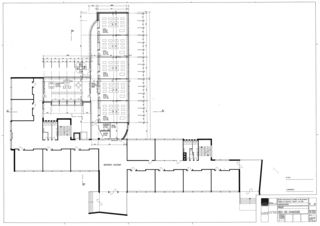 Erdgeschoss Collège Jean-Jacques Rousseau, Fleurier/ commune de Val-de-Travers von Architecte HES dipl.<br/>